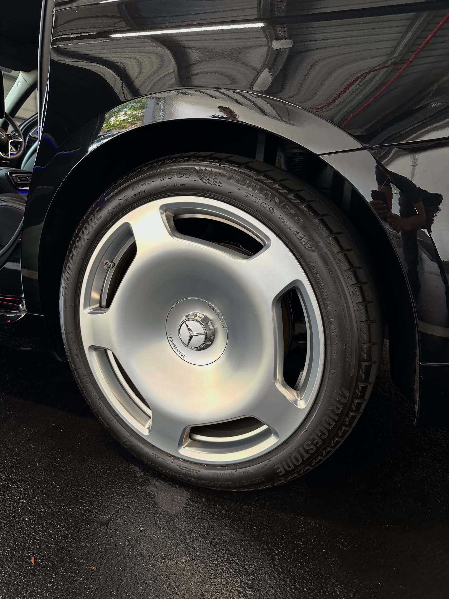 Mercedes-Maybach wheel close up